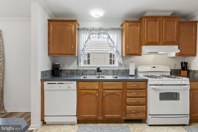 86 WESTIN ROAD, Douglassville, PA 19518