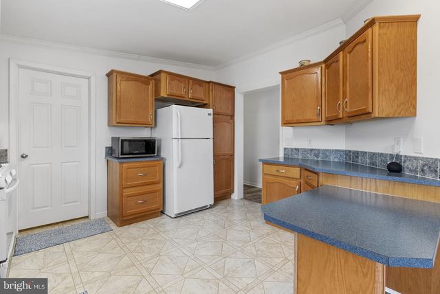 86 WESTIN ROAD, Douglassville, PA 19518