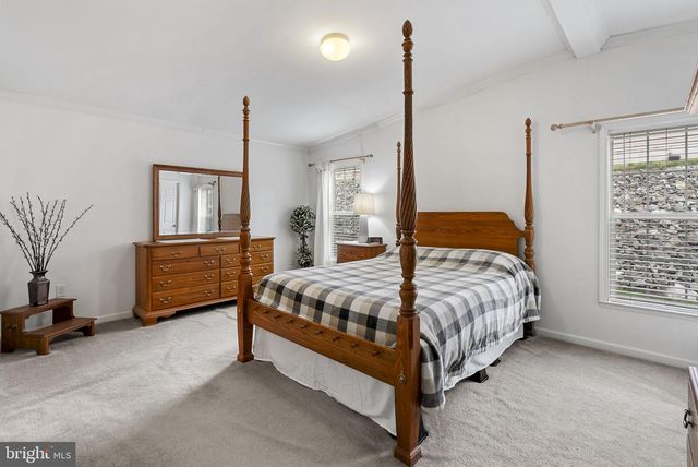 86 WESTIN ROAD, Douglassville, PA 19518