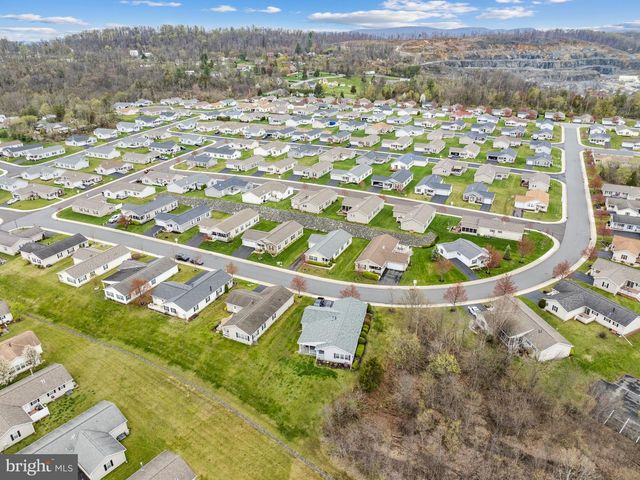 86 WESTIN ROAD, Douglassville, PA 19518