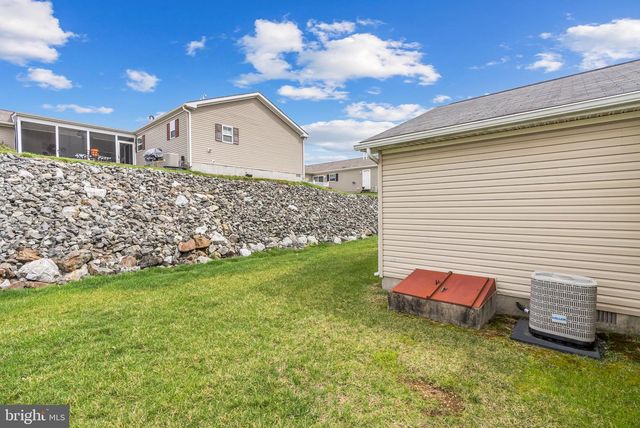 86 WESTIN ROAD, Douglassville, PA 19518