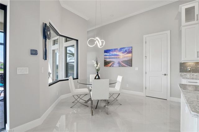 9345 Tulipano TER, Naples, FL 34119