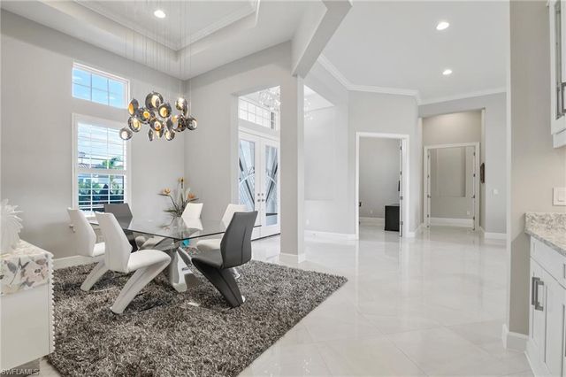 9345 Tulipano TER, Naples, FL 34119