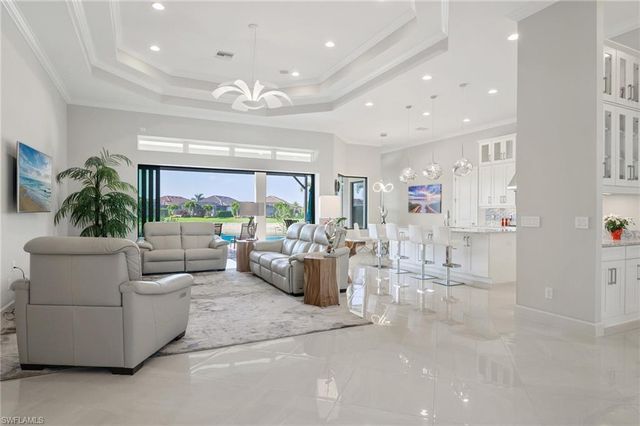 9345 Tulipano TER, Naples, FL 34119