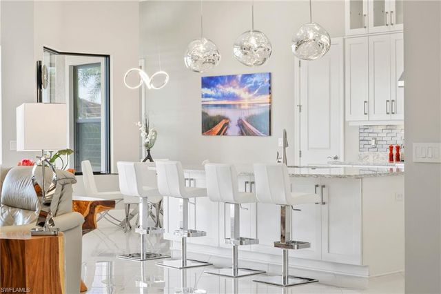 9345 Tulipano TER, Naples, FL 34119