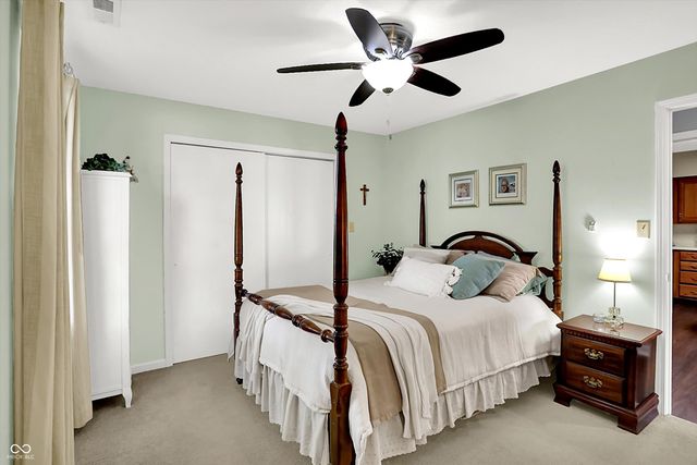 6375 Village Oak Court, Indianapolis, IN 46236