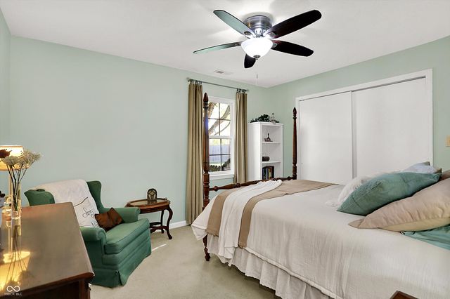 6375 Village Oak Court, Indianapolis, IN 46236