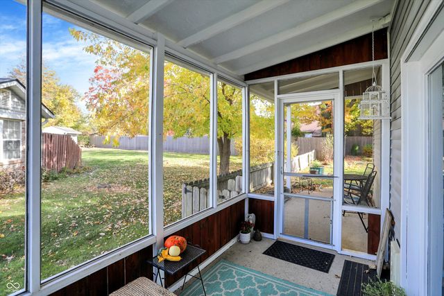 6375 Village Oak Court, Indianapolis, IN 46236