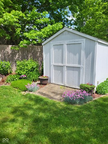 6375 Village Oak Court, Indianapolis, IN 46236