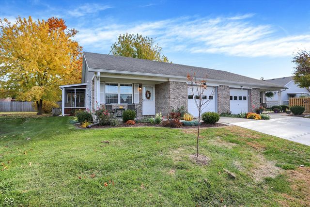 6375 Village Oak Court, Indianapolis, IN 46236