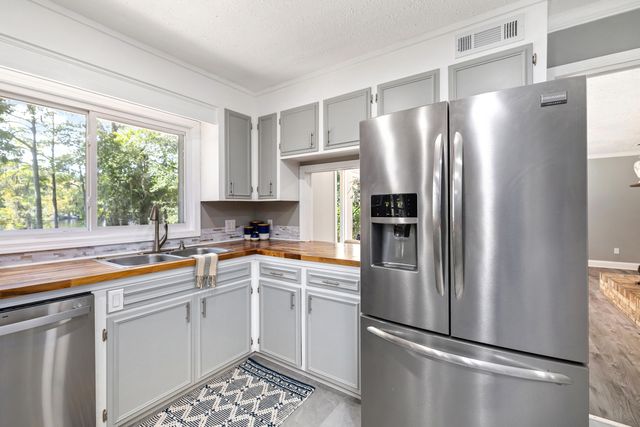 2350 Whites Mill Road, Sumter, SC 29153