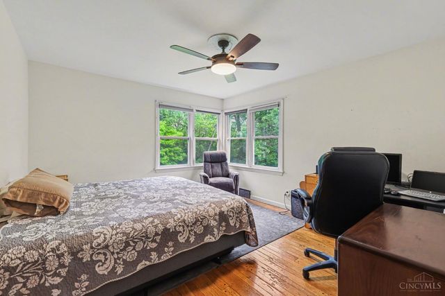 538 Roebling Road, Cincinnati, OH 45238