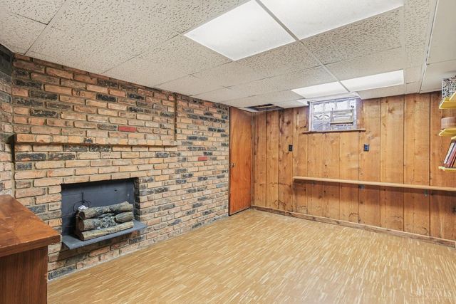 538 Roebling Road, Cincinnati, OH 45238