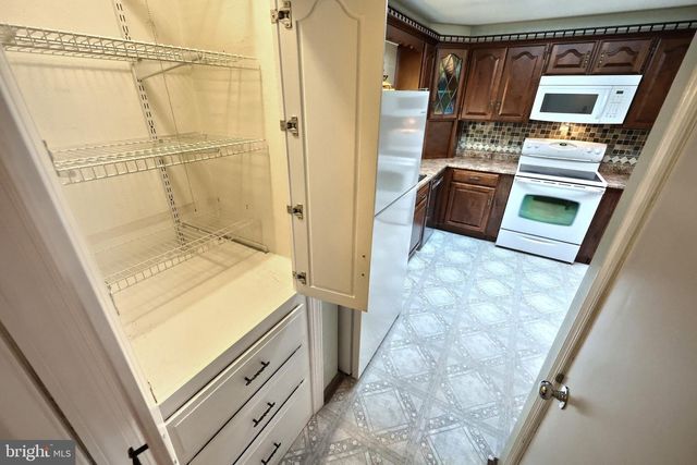 1193 IRVING AVE, York, PA 17403