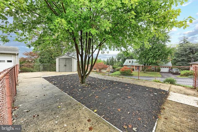 1193 IRVING AVE, York, PA 17403