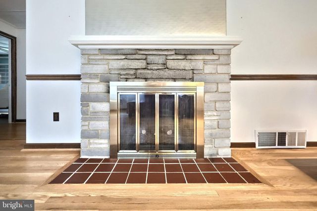 1193 IRVING AVE, York, PA 17403