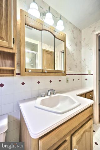 1193 IRVING AVE, York, PA 17403