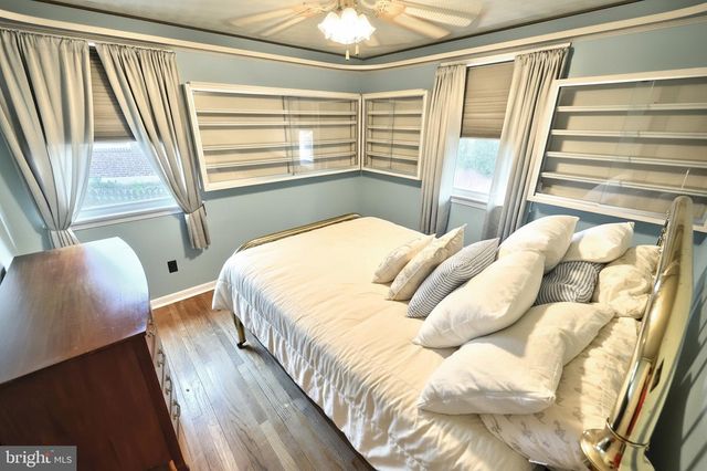 1193 IRVING AVE, York, PA 17403