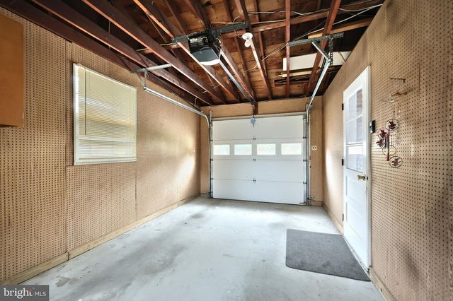 1193 IRVING AVE, York, PA 17403