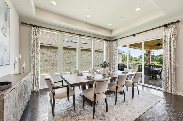 114 N Braided Branch Drive, Tomball, TX 77375