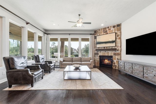 114 N Braided Branch Drive, Tomball, TX 77375