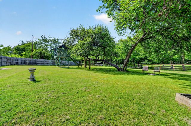 2811 Private Road 2410, Quinlan, TX 75474