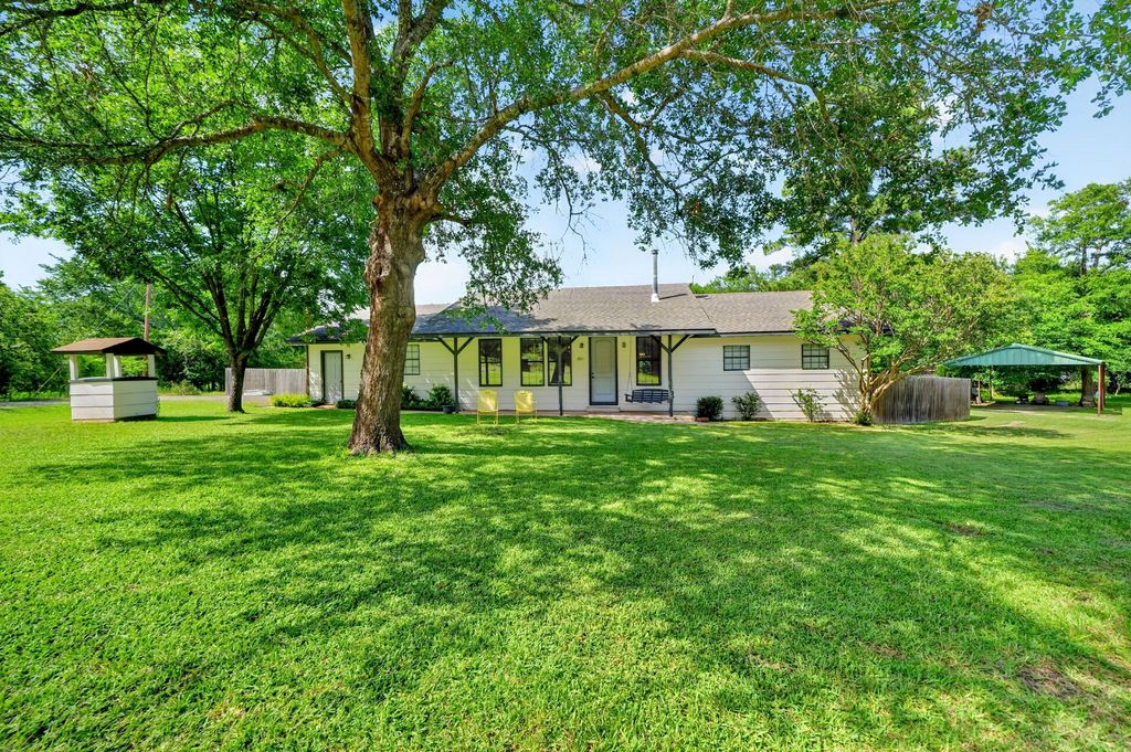 2811 Private Road 2410, Quinlan, TX 75474