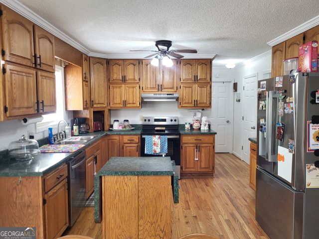 2420 38th Boulevard, Valley, AL 36854