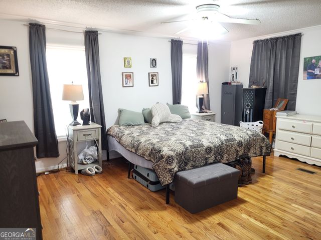 2420 38th Boulevard, Valley, AL 36854