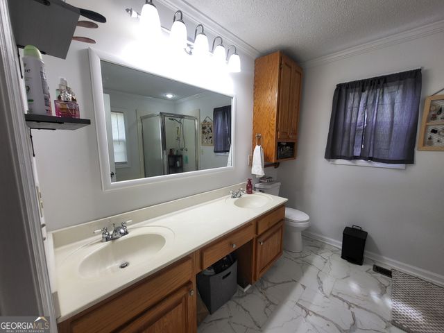 2420 38th Boulevard, Valley, AL 36854