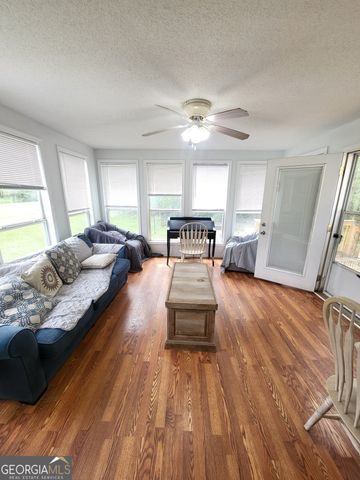 2420 38th Boulevard, Valley, AL 36854