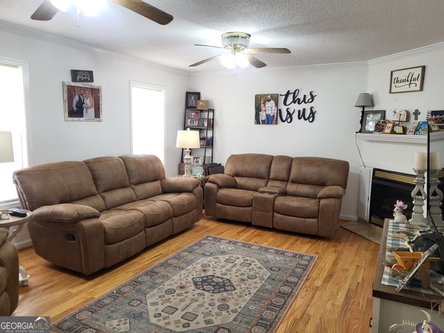 2420 38th Boulevard, Valley, AL 36854