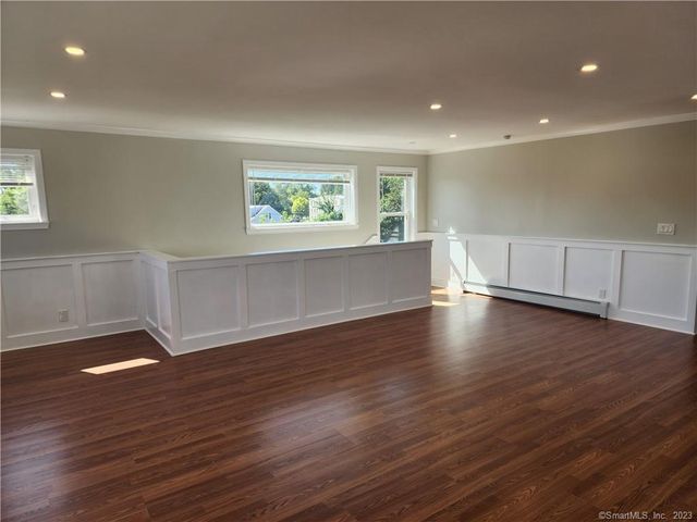 120 Downing Street 3, New Haven, CT 06513