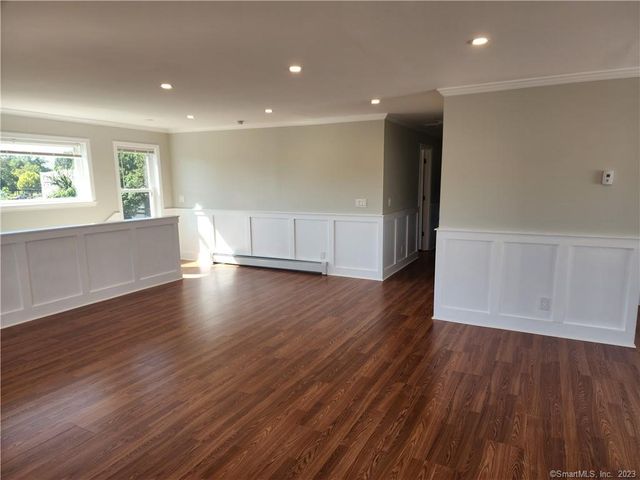 120 Downing Street 3, New Haven, CT 06513