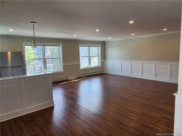 120 Downing Street 3, New Haven, CT 06513