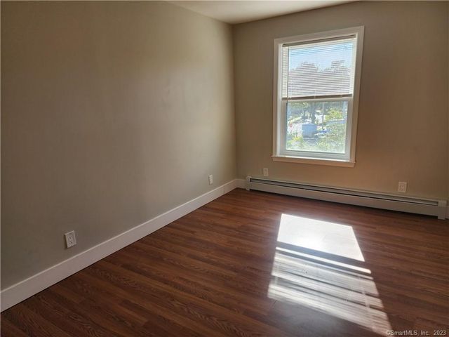 120 Downing Street 3, New Haven, CT 06513