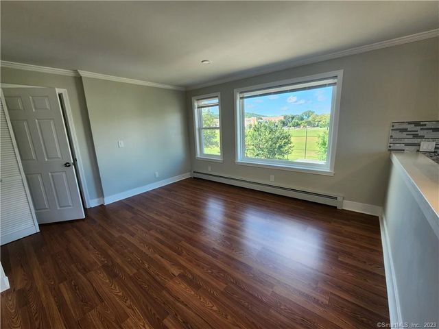 120 Downing Street 3, New Haven, CT 06513