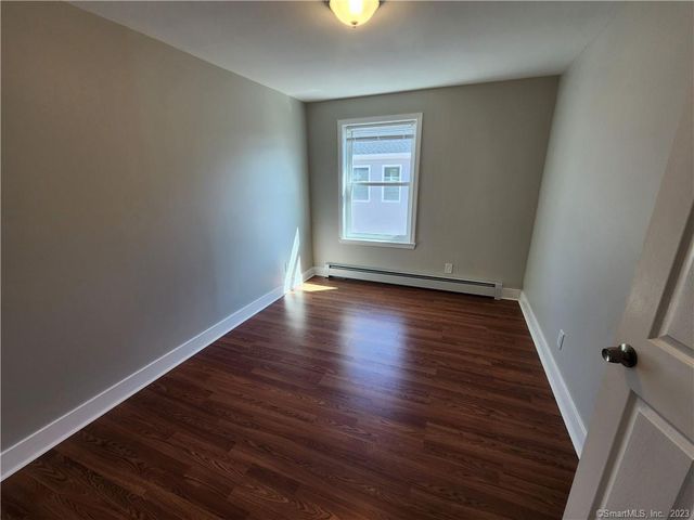 120 Downing Street 3, New Haven, CT 06513