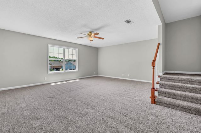 3363 Dabney Ln, Clarksville, TN 37043