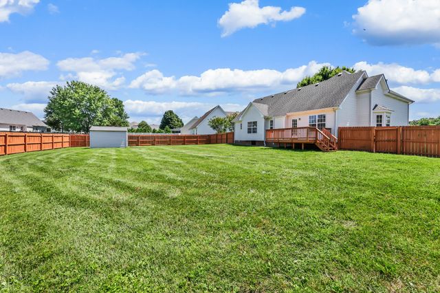 3363 Dabney Ln, Clarksville, TN 37043