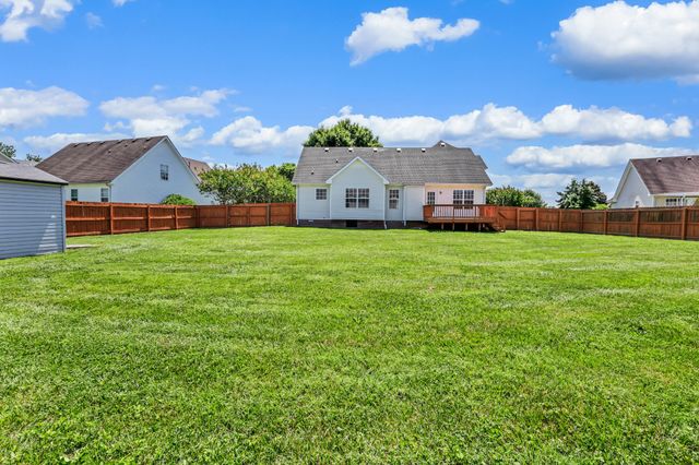 3363 Dabney Ln, Clarksville, TN 37043