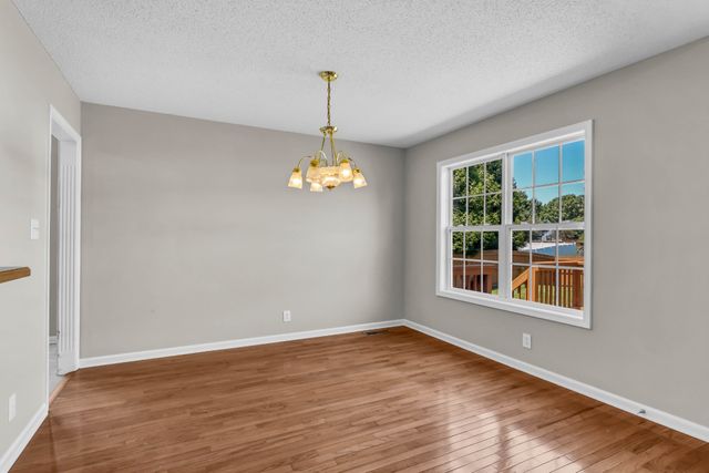 3363 Dabney Ln, Clarksville, TN 37043