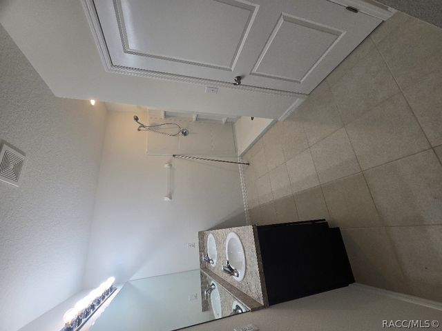 559 W Runyon Loop, Beverly Hills, FL 34465