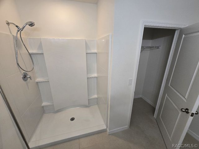 559 W Runyon Loop, Beverly Hills, FL 34465