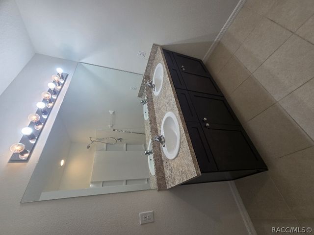 559 W Runyon Loop, Beverly Hills, FL 34465