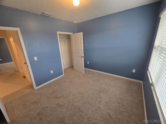 559 W Runyon Loop, Beverly Hills, FL 34465