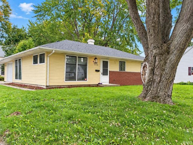 2726 Parnell Avenue, Fort Wayne, IN 46805