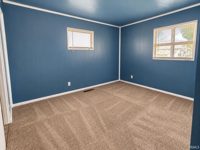 2726 Parnell Avenue, Fort Wayne, IN 46805