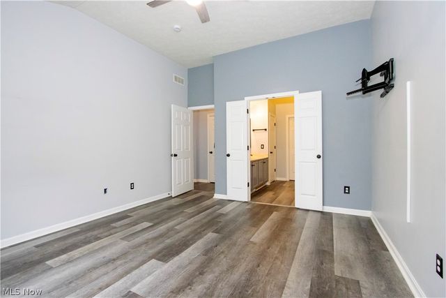 5514 Hideaway Drive, Medina, OH 44256
