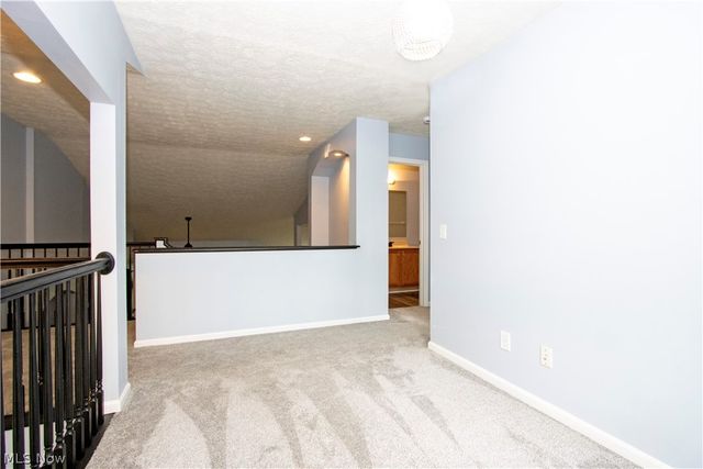 5514 Hideaway Drive, Medina, OH 44256